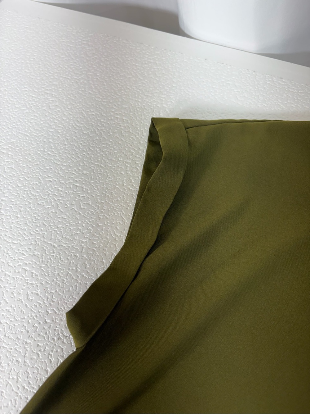 Express Olive Green Keyhole Tunic 4136 - Picture 4 of 9